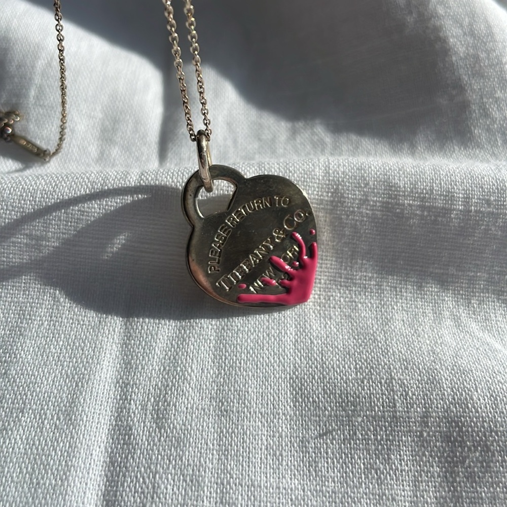 TIFFANY & CO. Special Edition Pink Splash Heart Pendant Charm Necklace